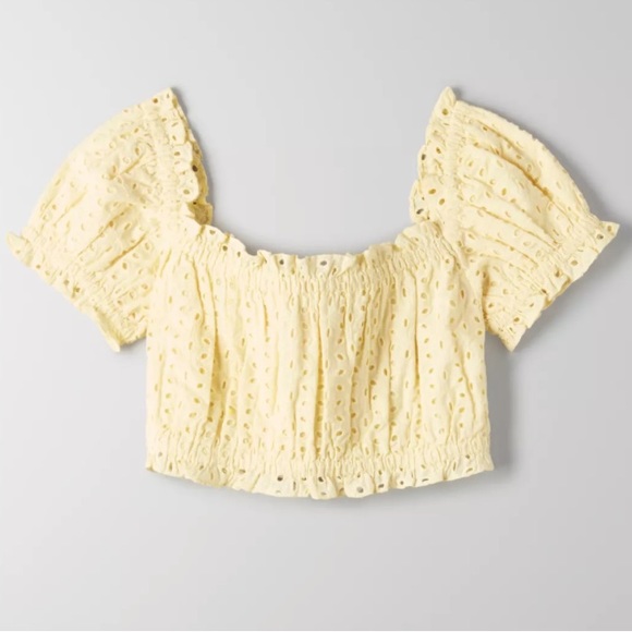 ARITZIA SUNDAY BEST Cropped Eyelet Top - Picture 1 of 5